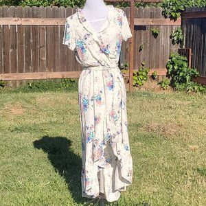 As U Wish Faux Wrap Midi Dress size M